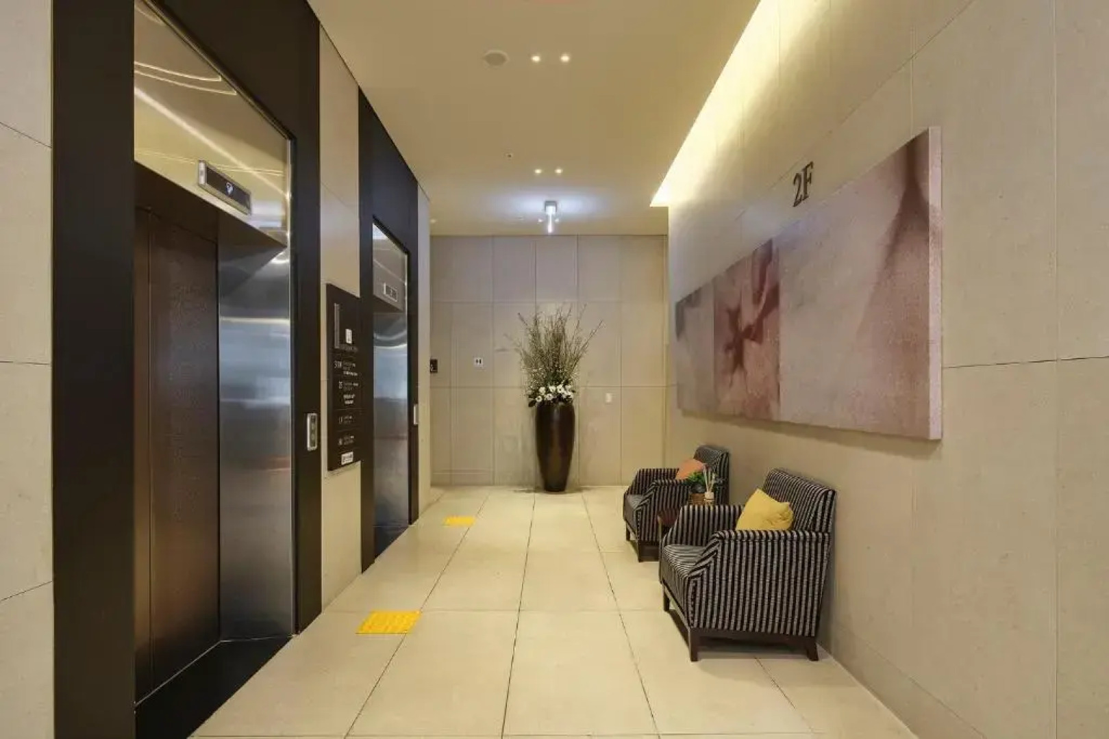 Jeju Central City Hotel