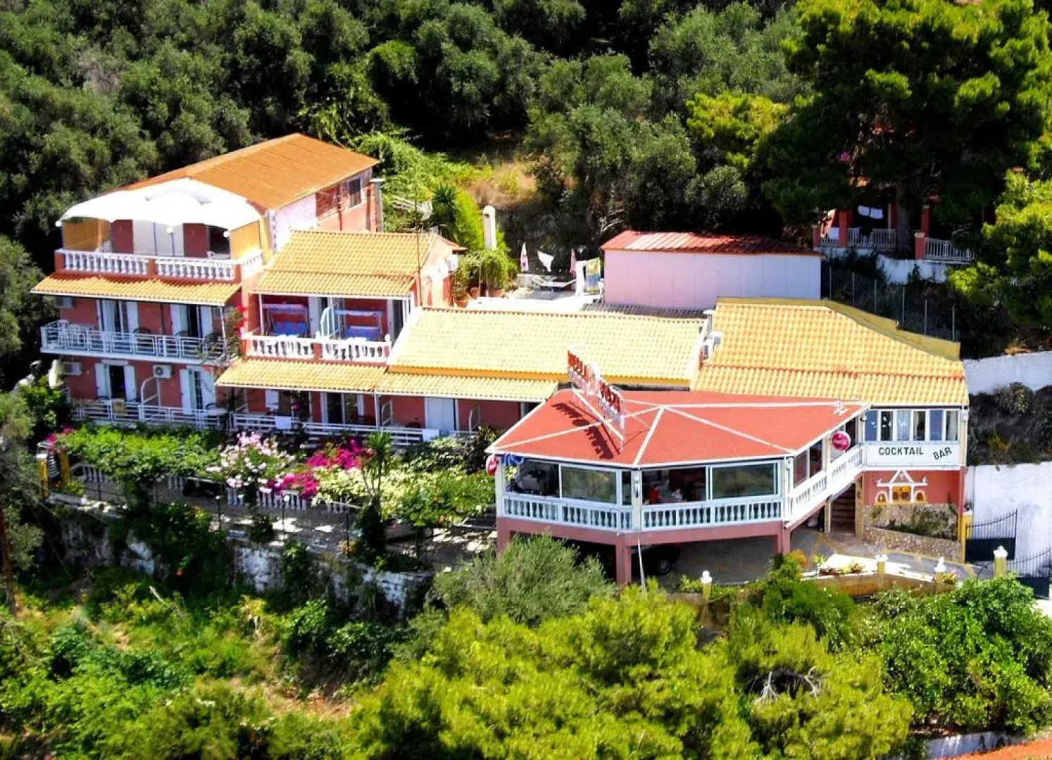 Bella Vista Apartments