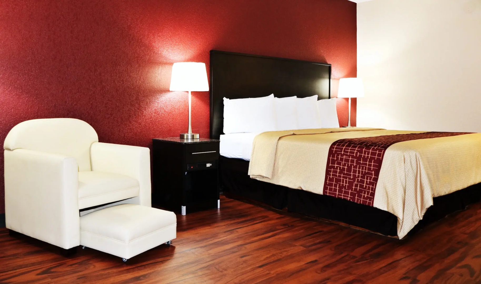 Red Roof Inn & Suites Cave City