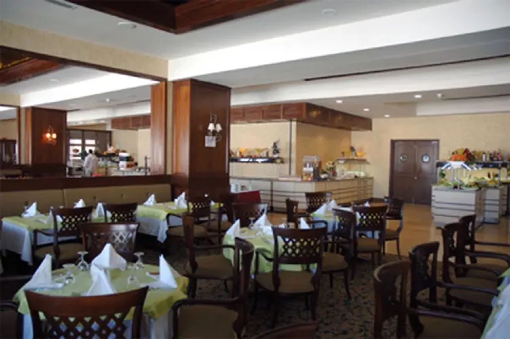 Hotel Duja Chalet Ski Center
