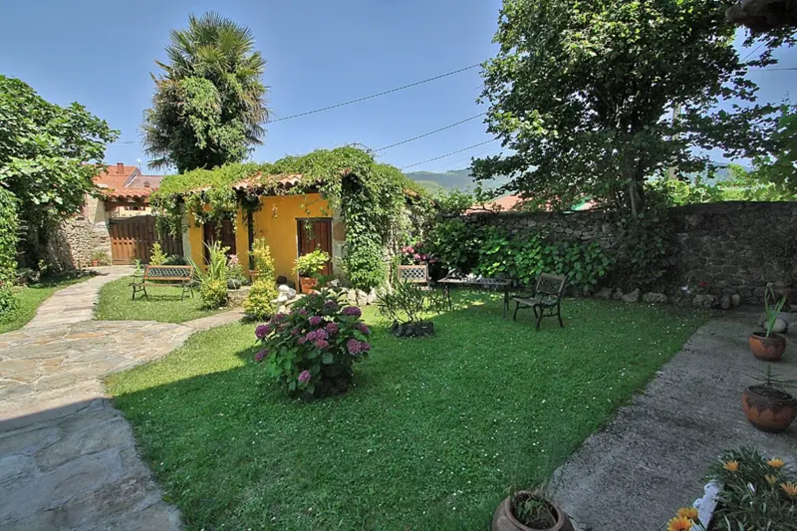 Posada Las Golondrinas De Cillero