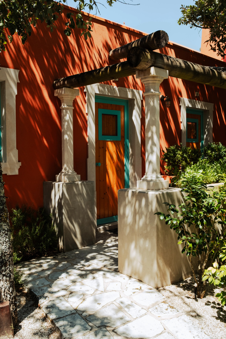 Luz Houses