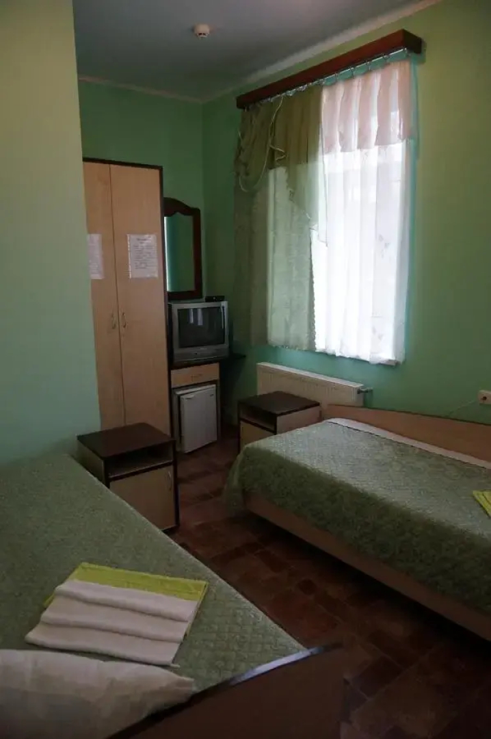 Отель Красносилский