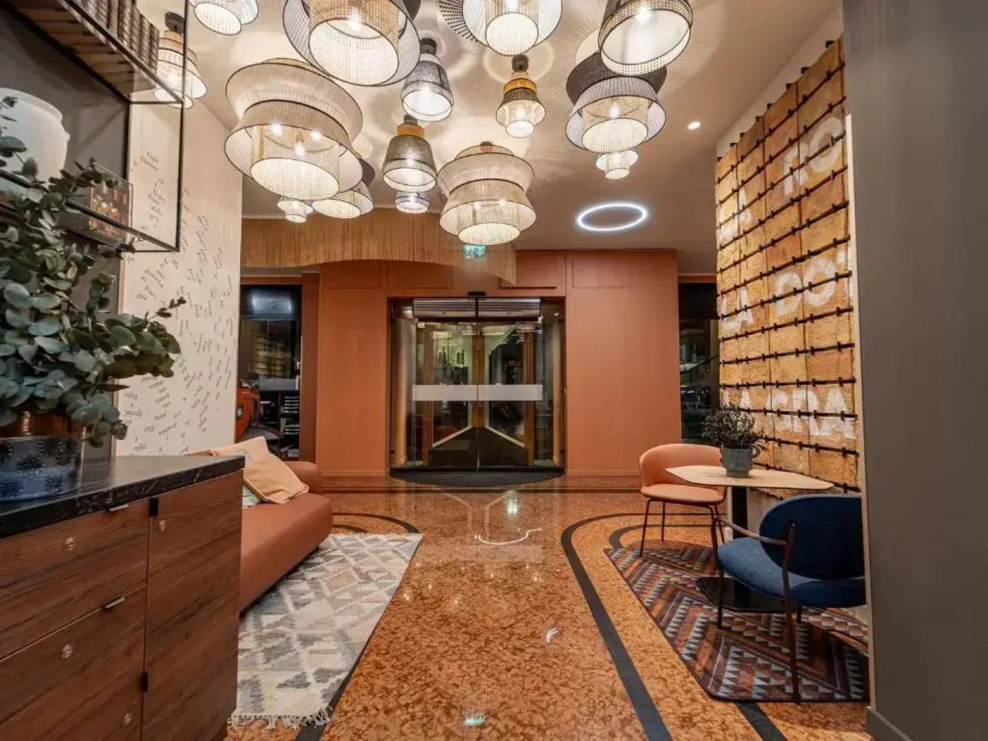 Отель Mercure Bologna Centro