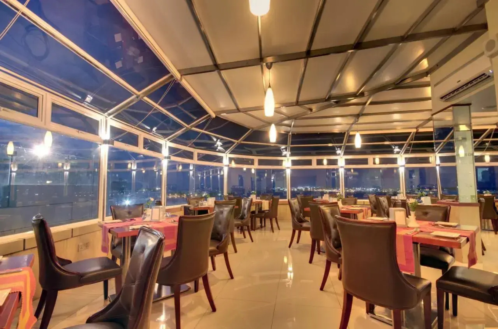 Отель Unima Grand