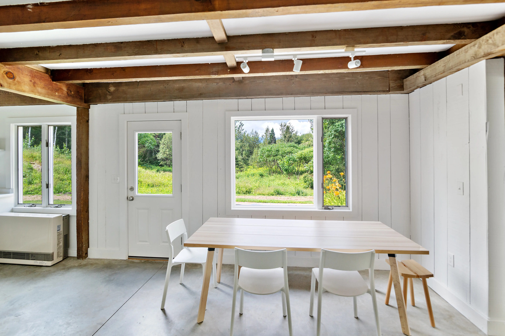 Отель Outbound Stowe