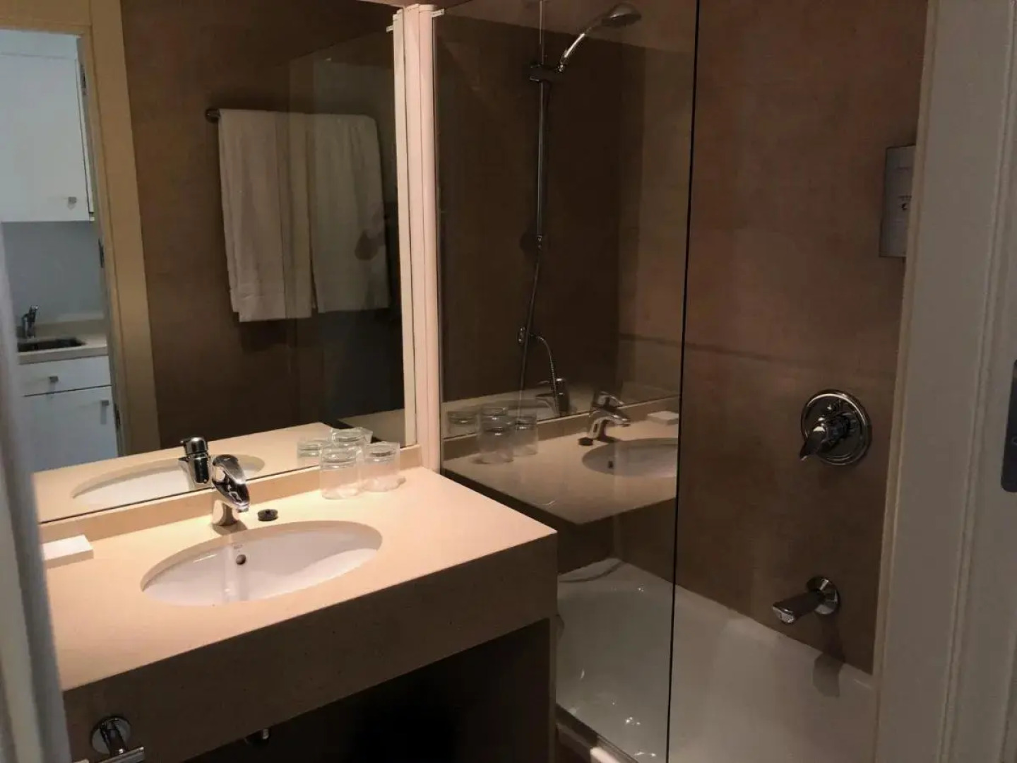 Отель Suites Viena Plaza De Espana