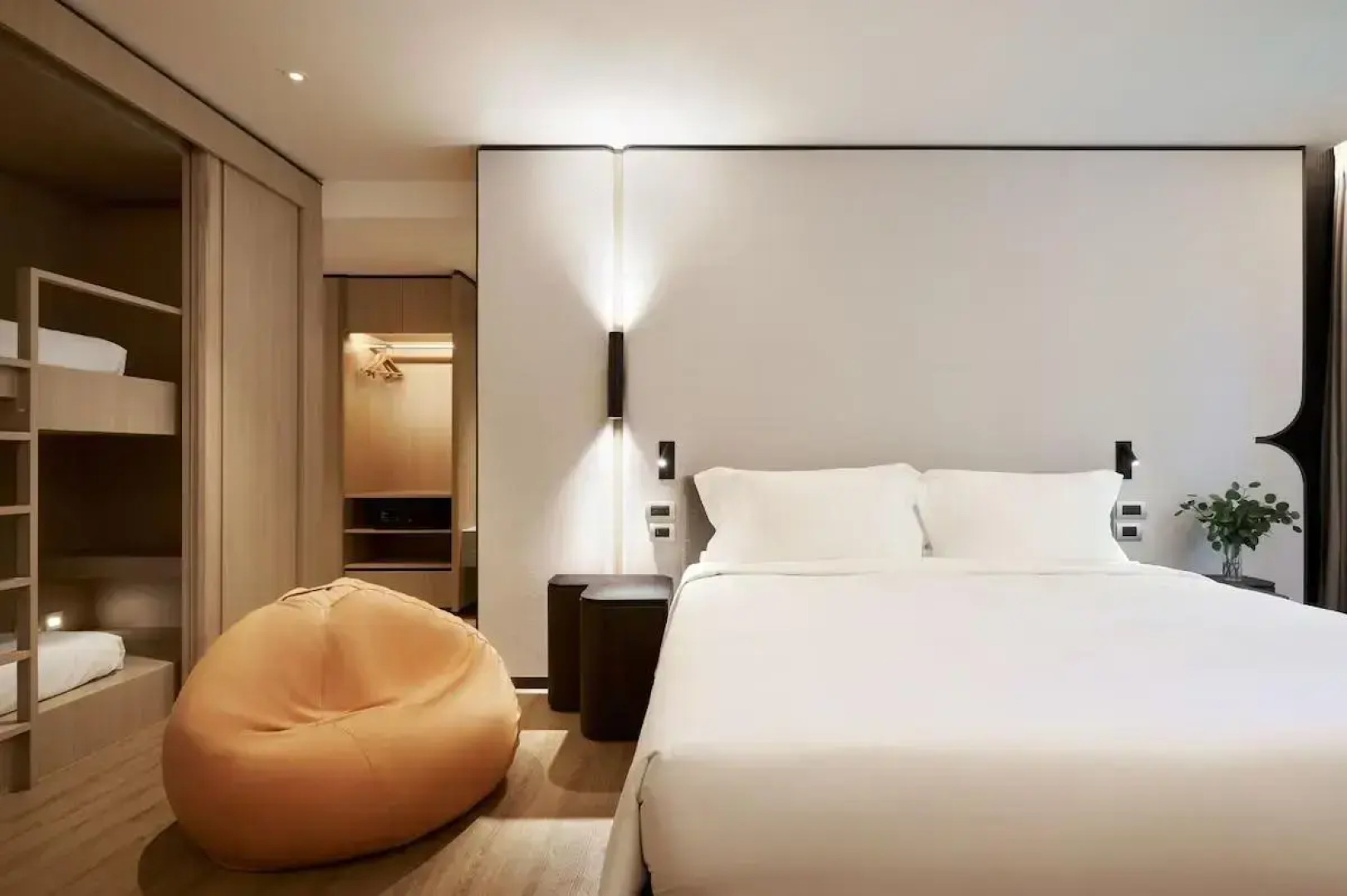 Отель dusitD2 Hua Hin