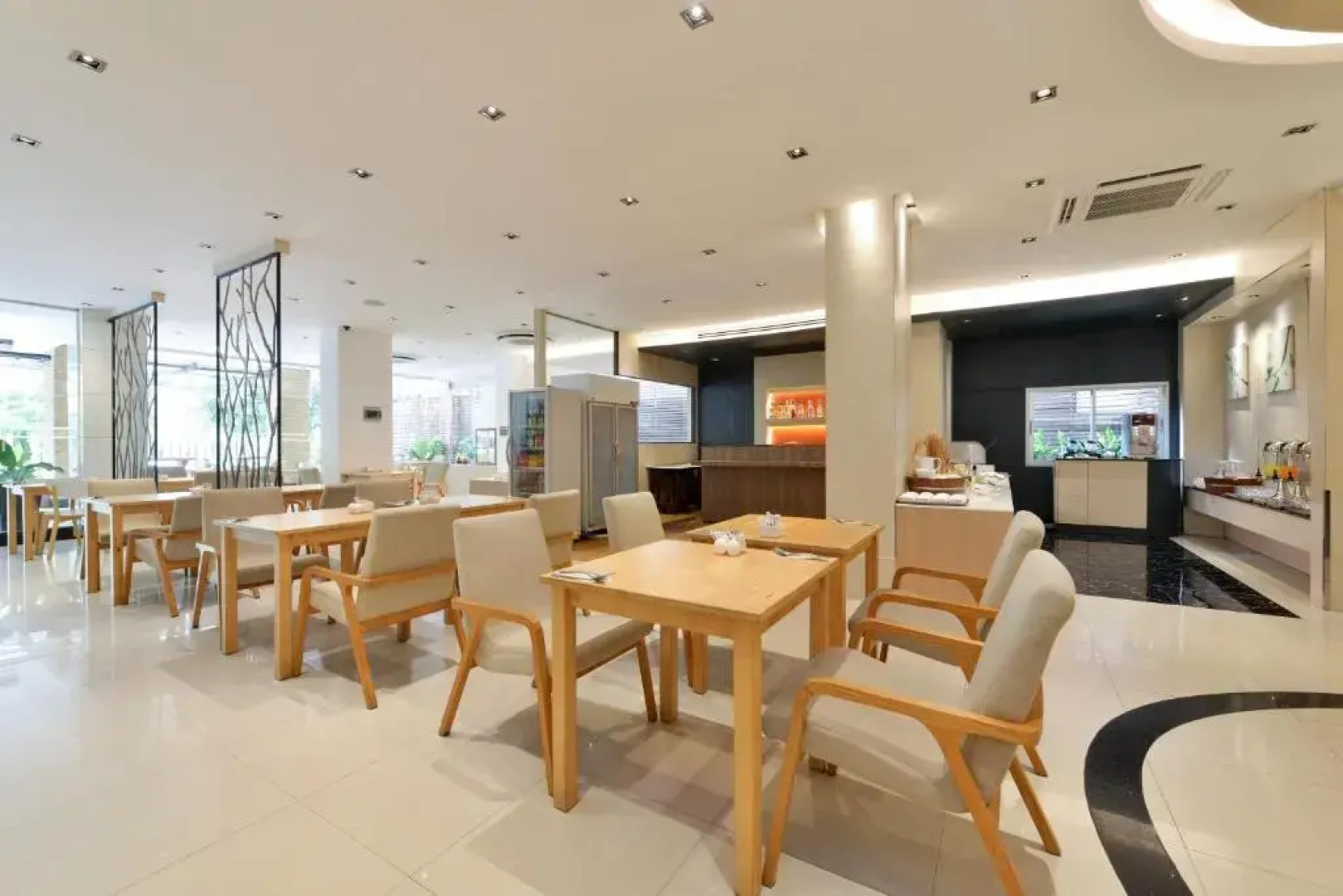 Royal View Resort