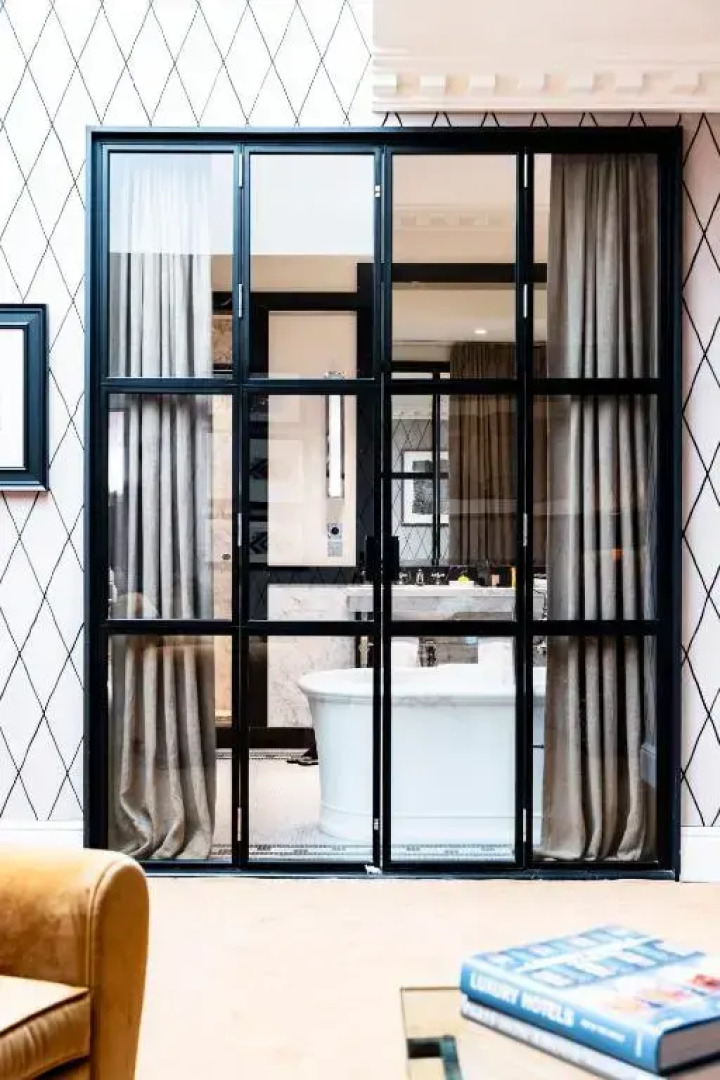 Hôtel de Berri Champs-Élysées, a Luxury Collection Hotel