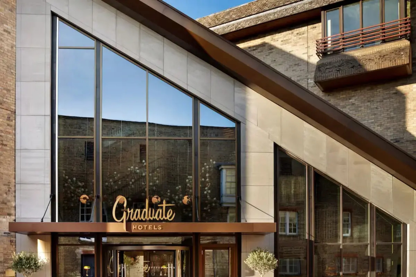 Отель Graduate by Hilton Cambridge