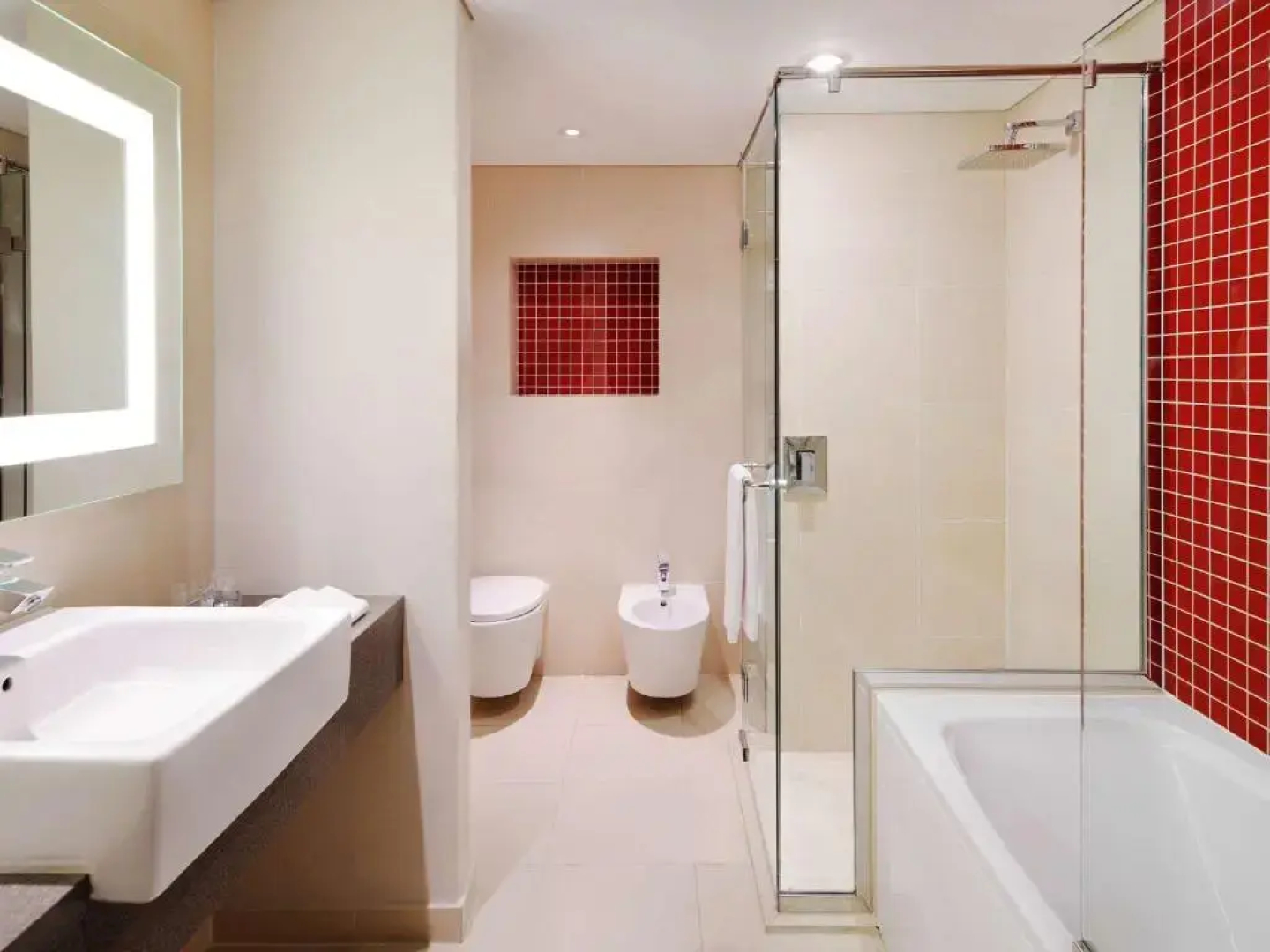 Отель Novotel Dubai Al Barsha