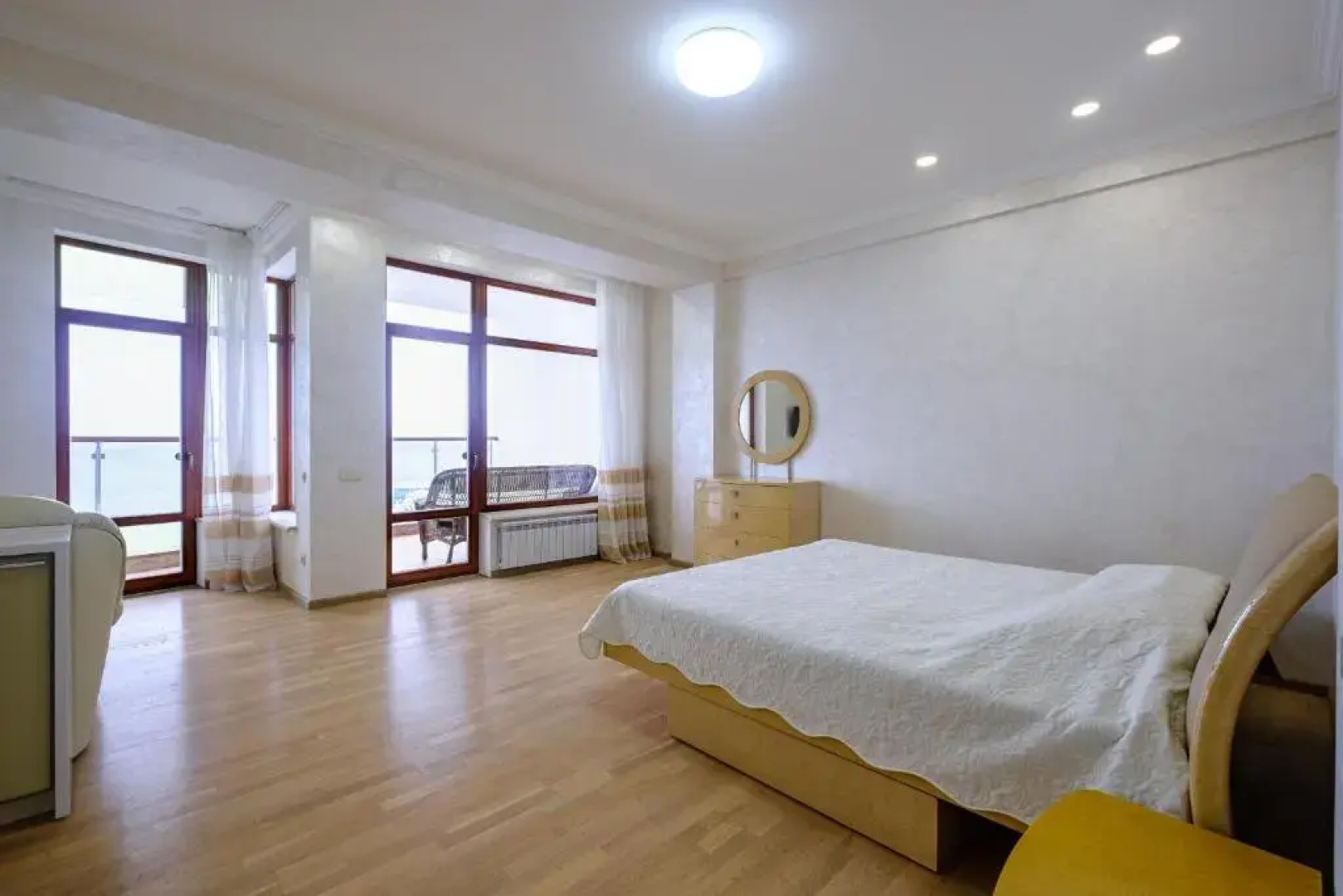 Lotos Apartments