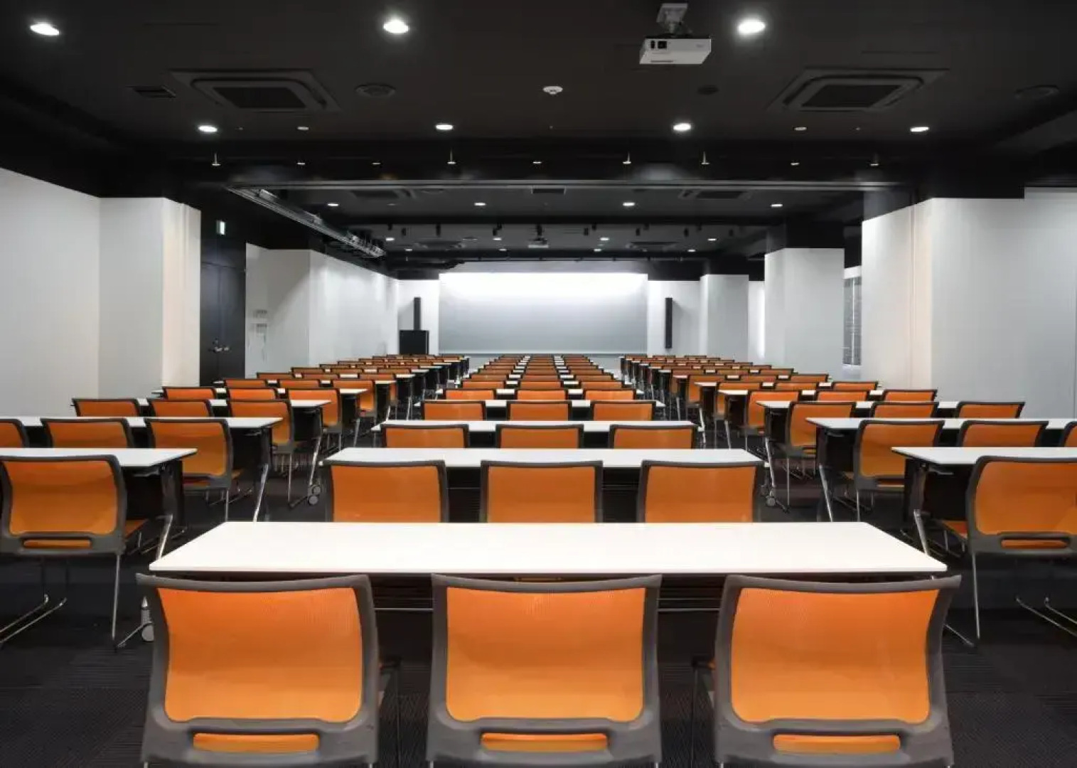 Отель MyStays Ochanomizu Conference Center