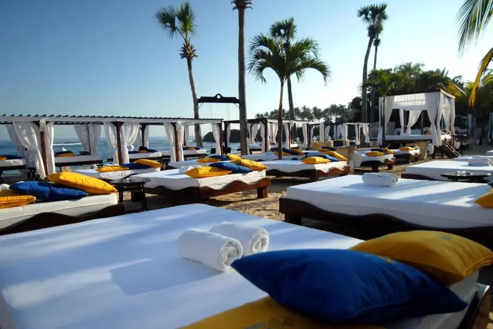 Lifestyle Crown Residence Suites - All Inclusive