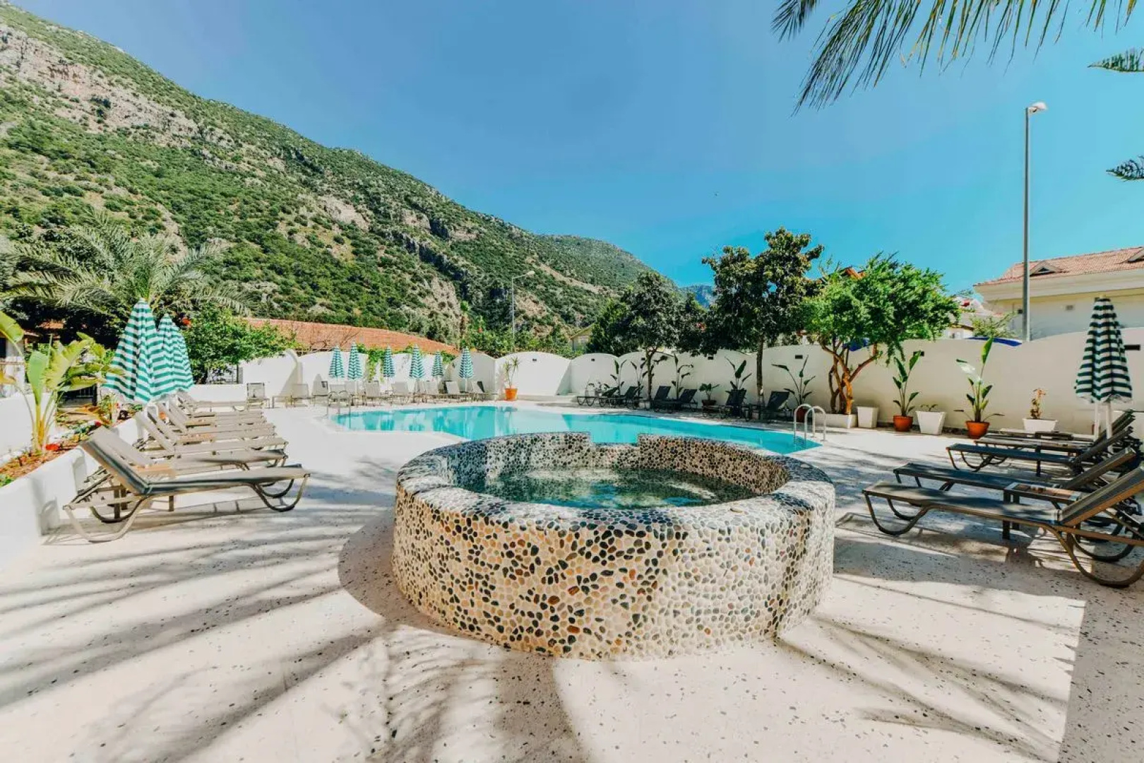 Ünsal Hotel
