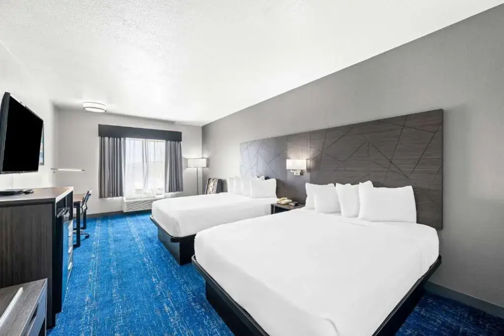 Best Western Palace Inn & Suites