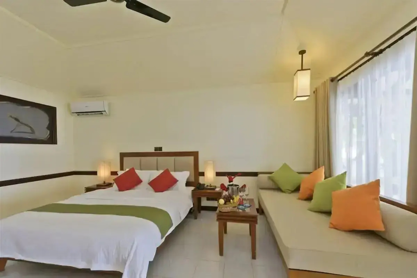 The Haven At Paradise Island