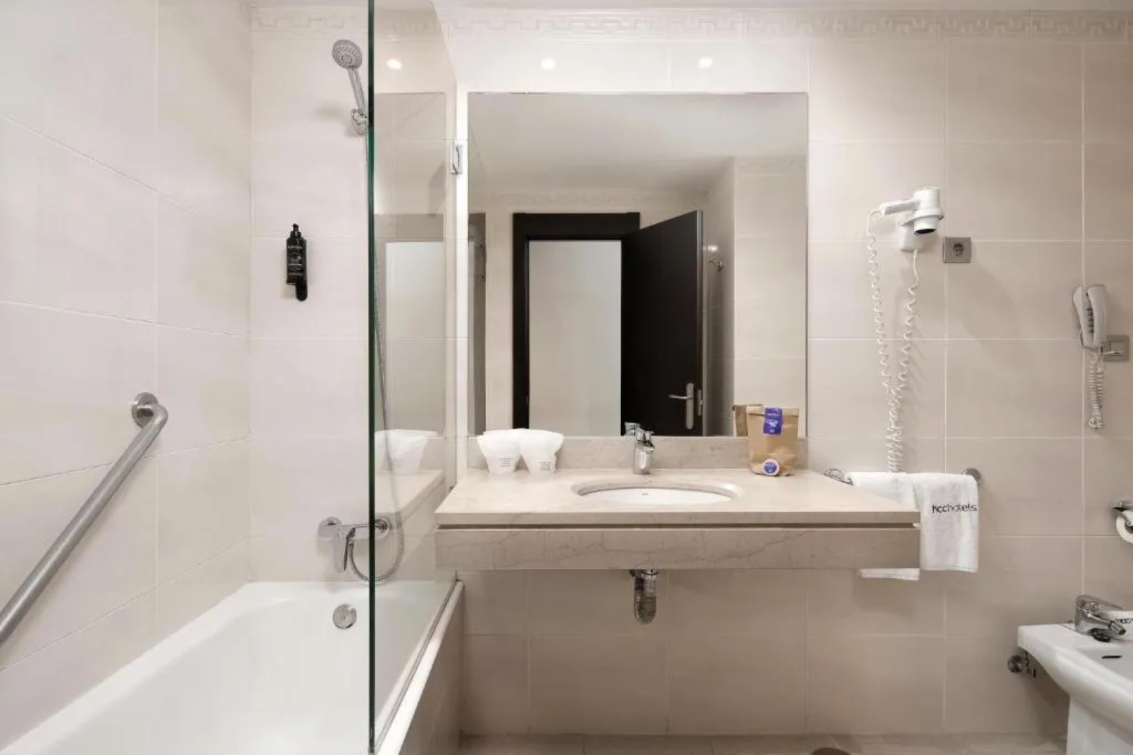 Отель HCC Regente