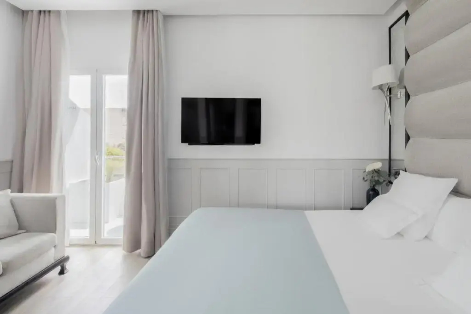 Отель MiM Ibiza & Spa - Adults Only