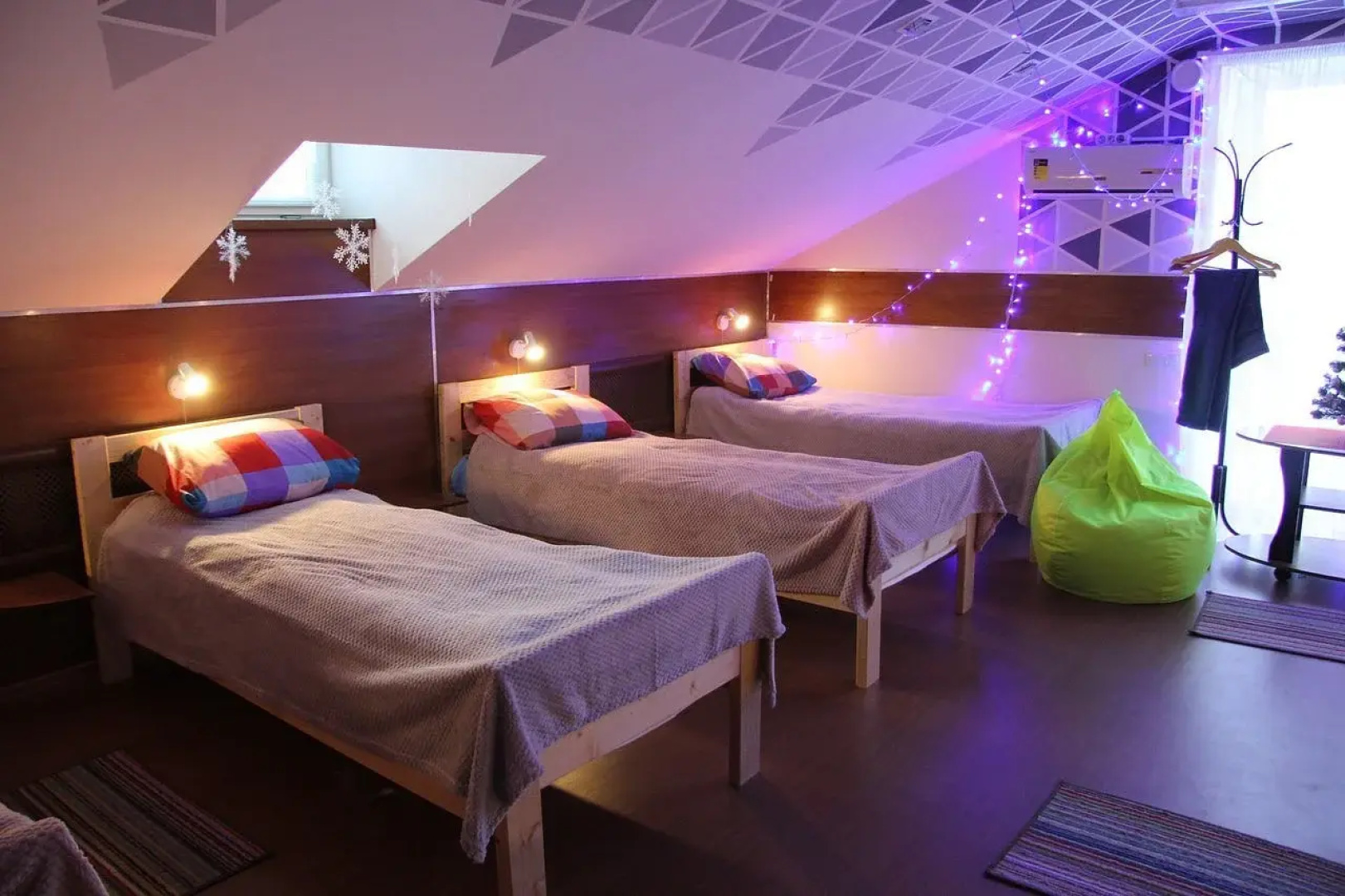 Hostel Cherdak