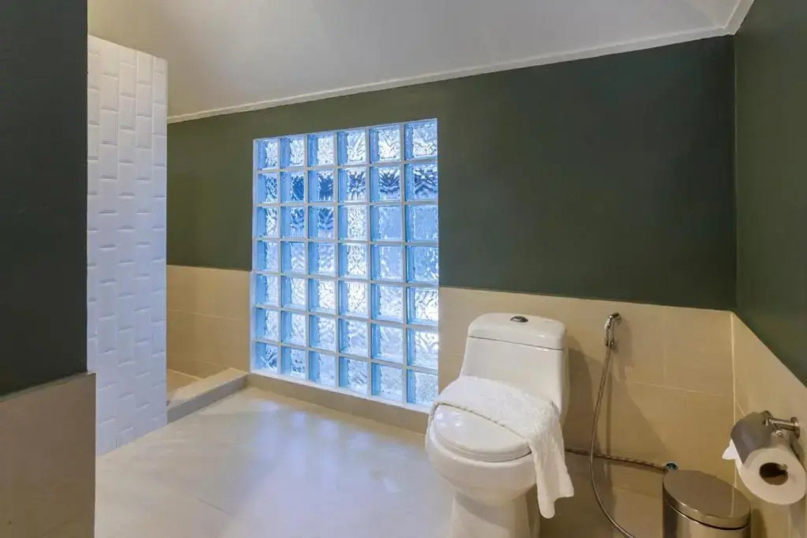 Let's Hyde Pattaya Resort & Villas