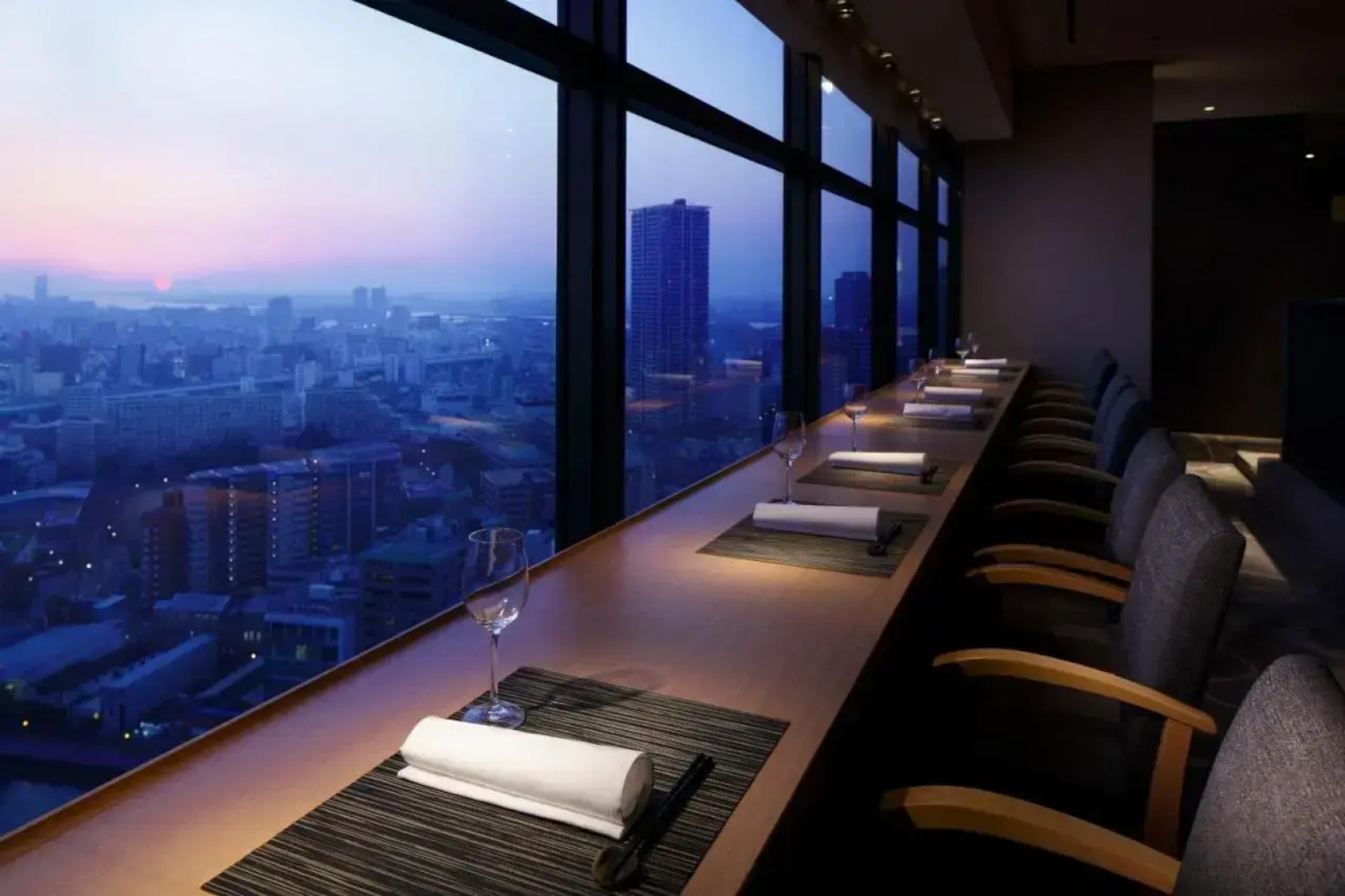 RIHGA Royal Hotel Osaka, Vignette Collection by IHG