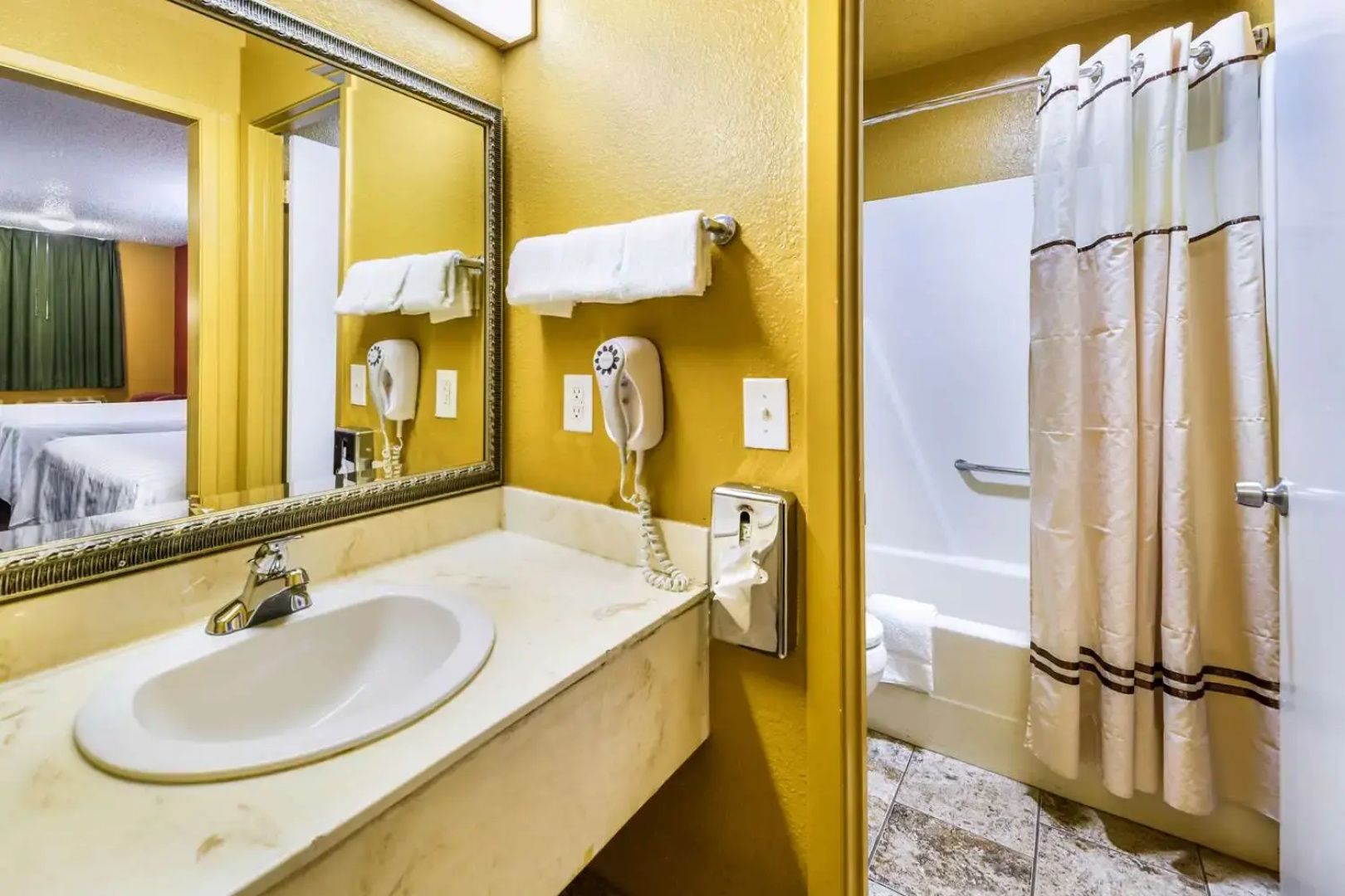 Americas Best Value Inn Bonham