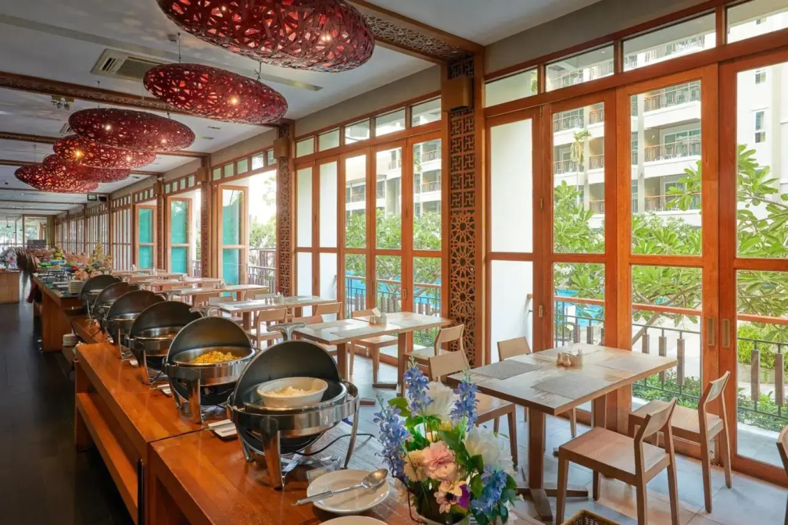Welcome World Beachfront Resort
