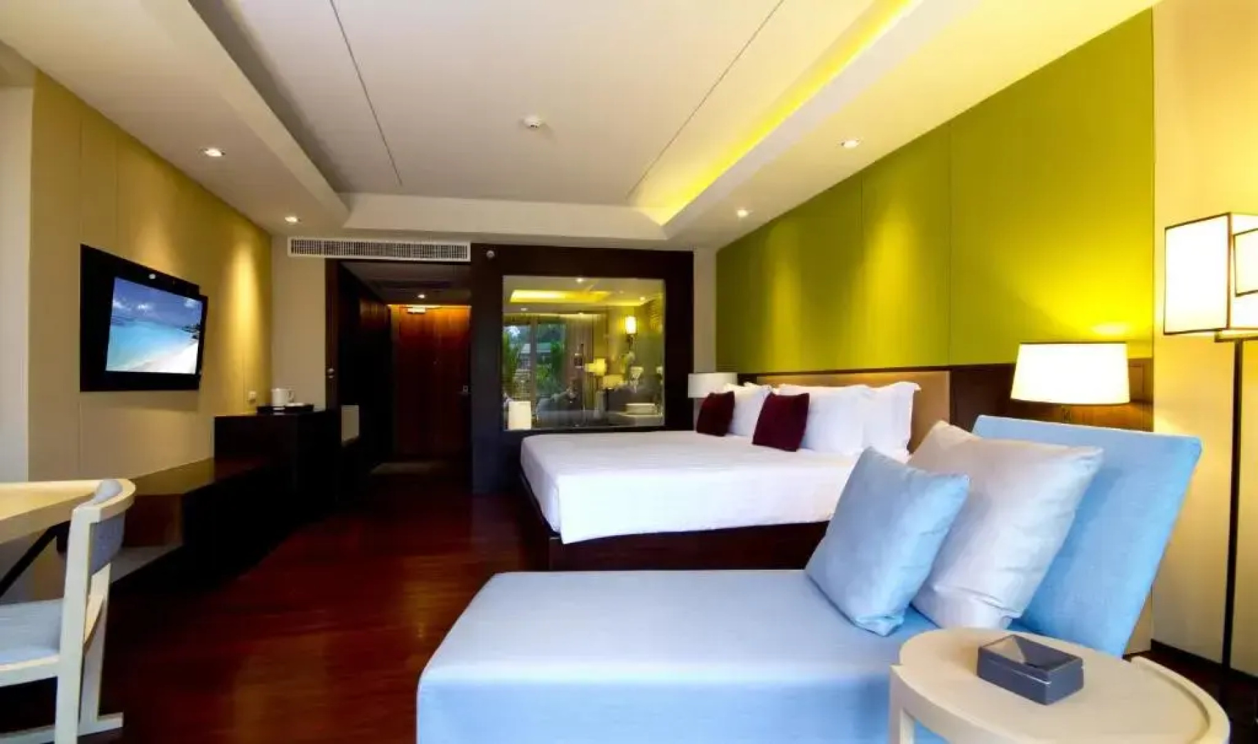Graceland Khaolak Beach Resort
