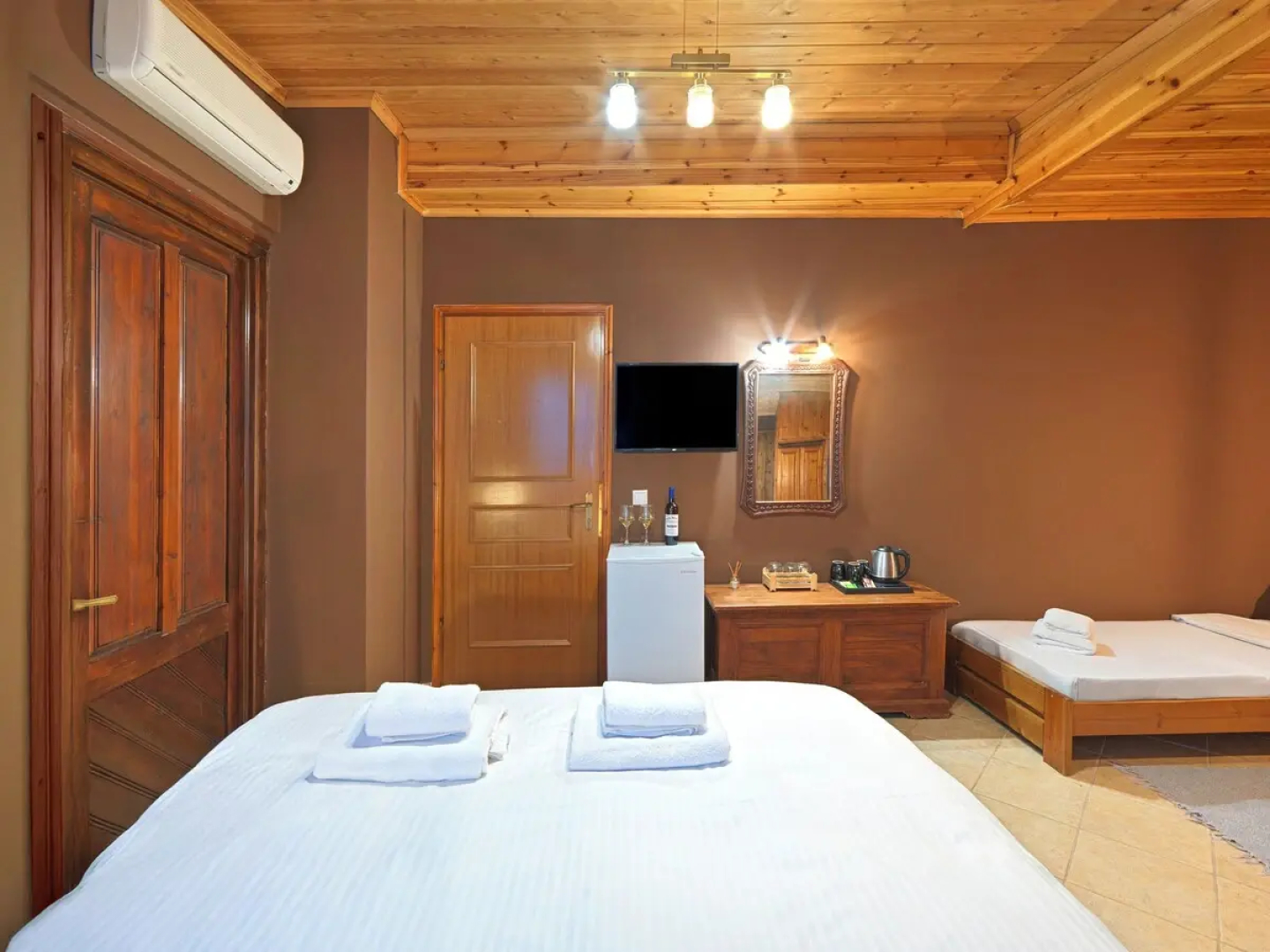 White Hills Suites Spa