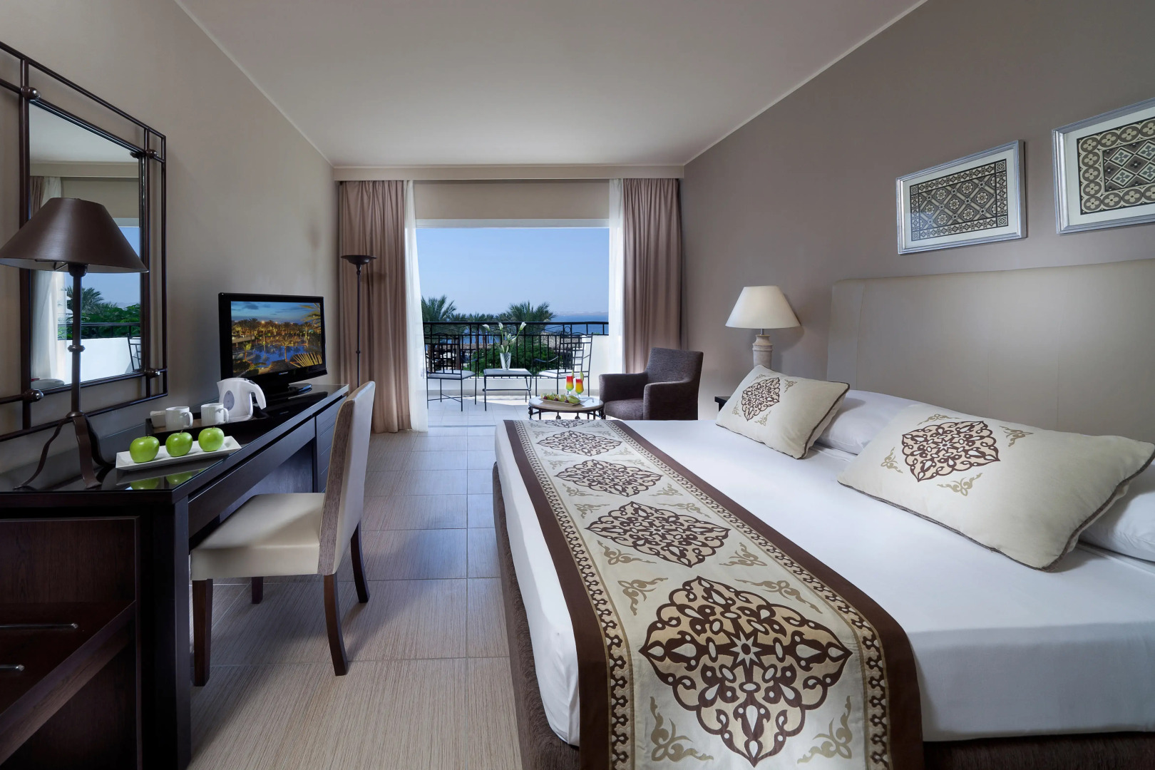 Jaz Fanara Resort & Residence