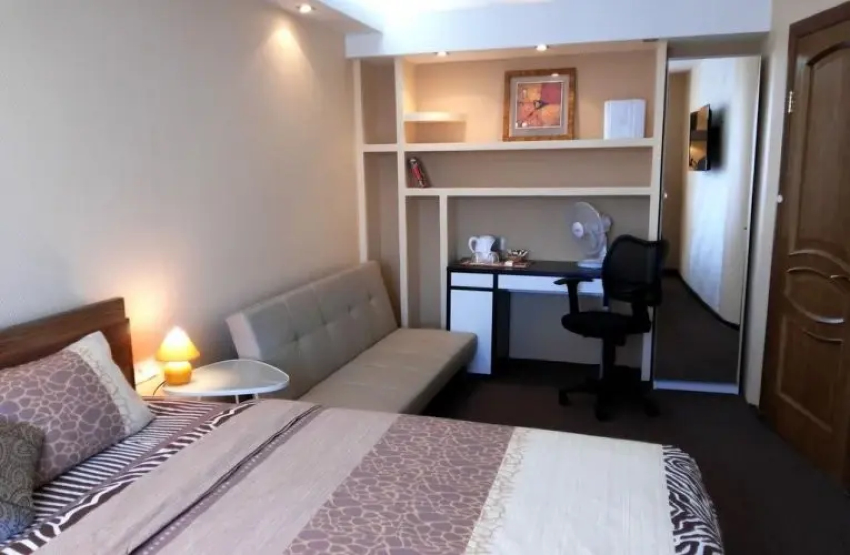 Unicorn Yaroslavskaya Guest House