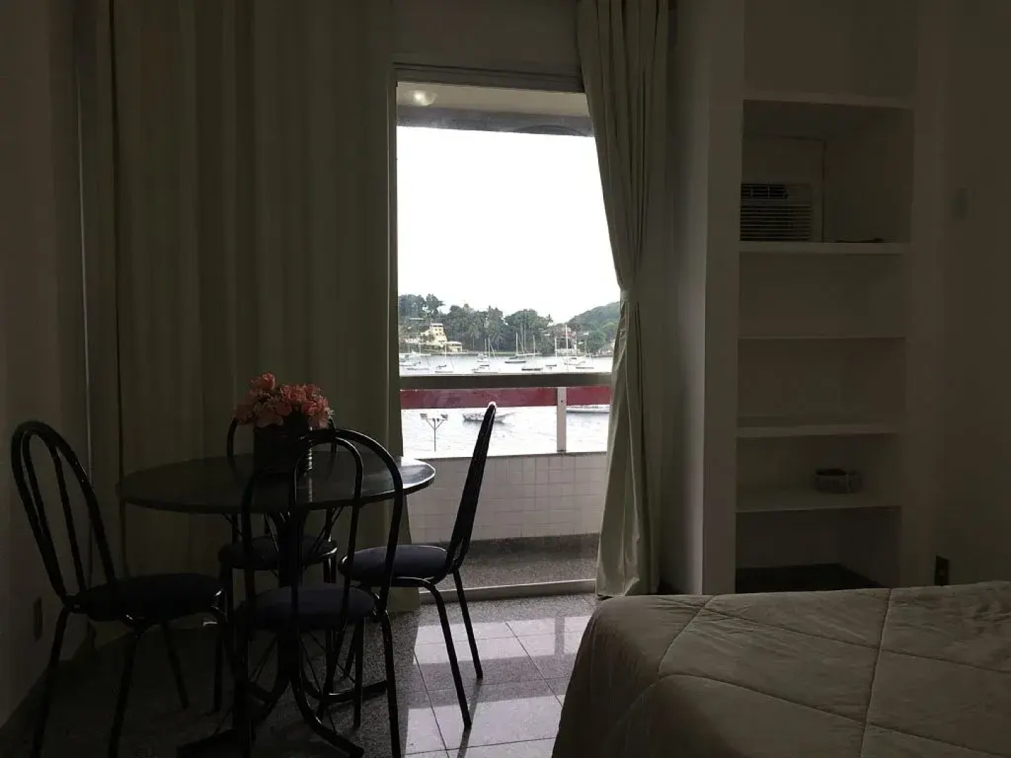 Angra Inn