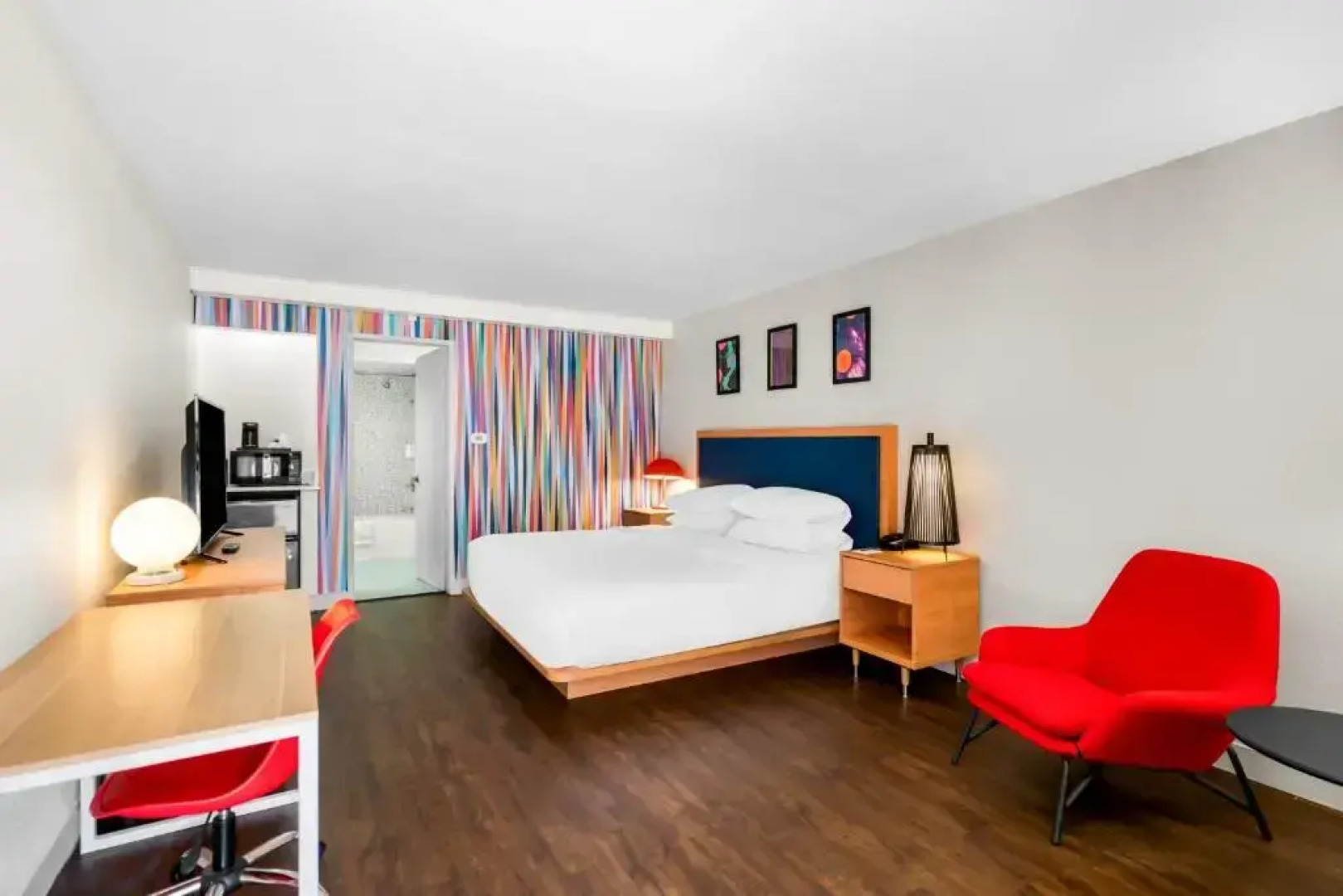 Отель Signature Inn