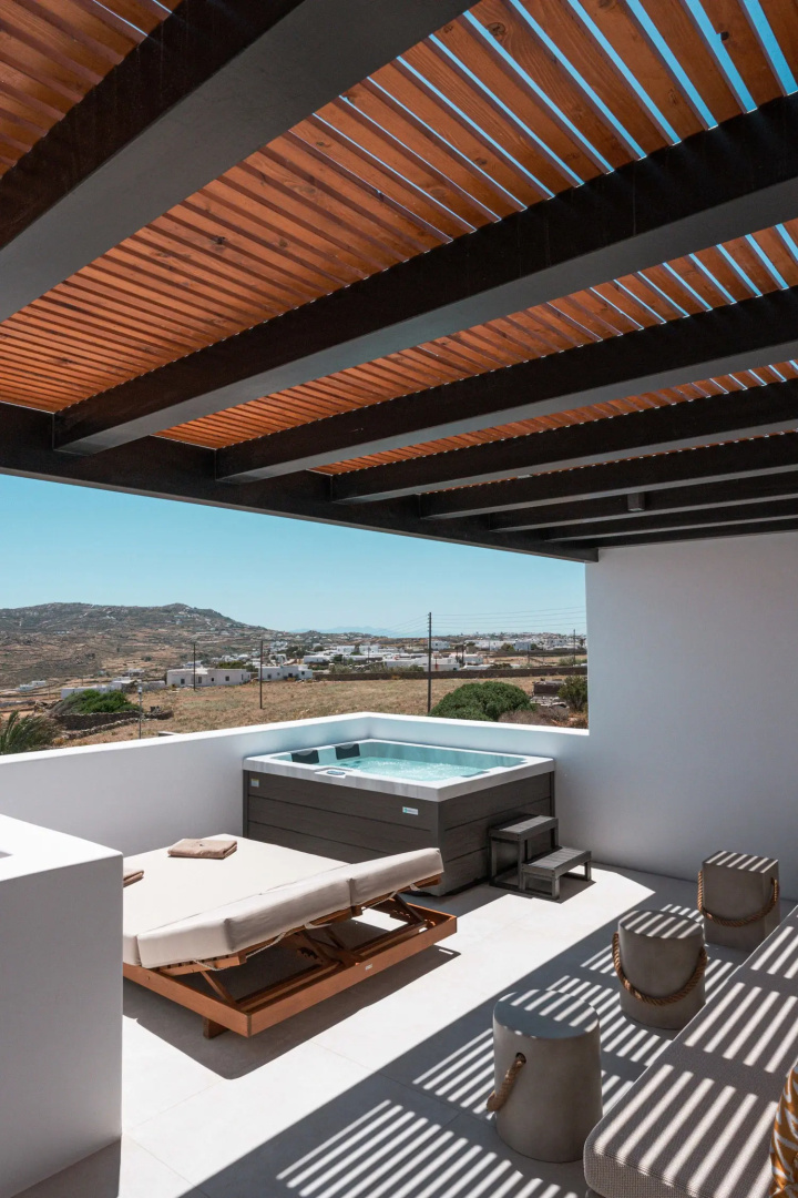 Noir Mykonos