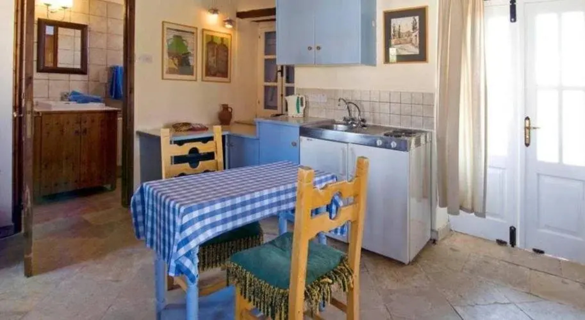 Cyprus Villages Hotel & Restaurant - Central Location - Bed & Breakfast - With Access To Pool And Stunning Views