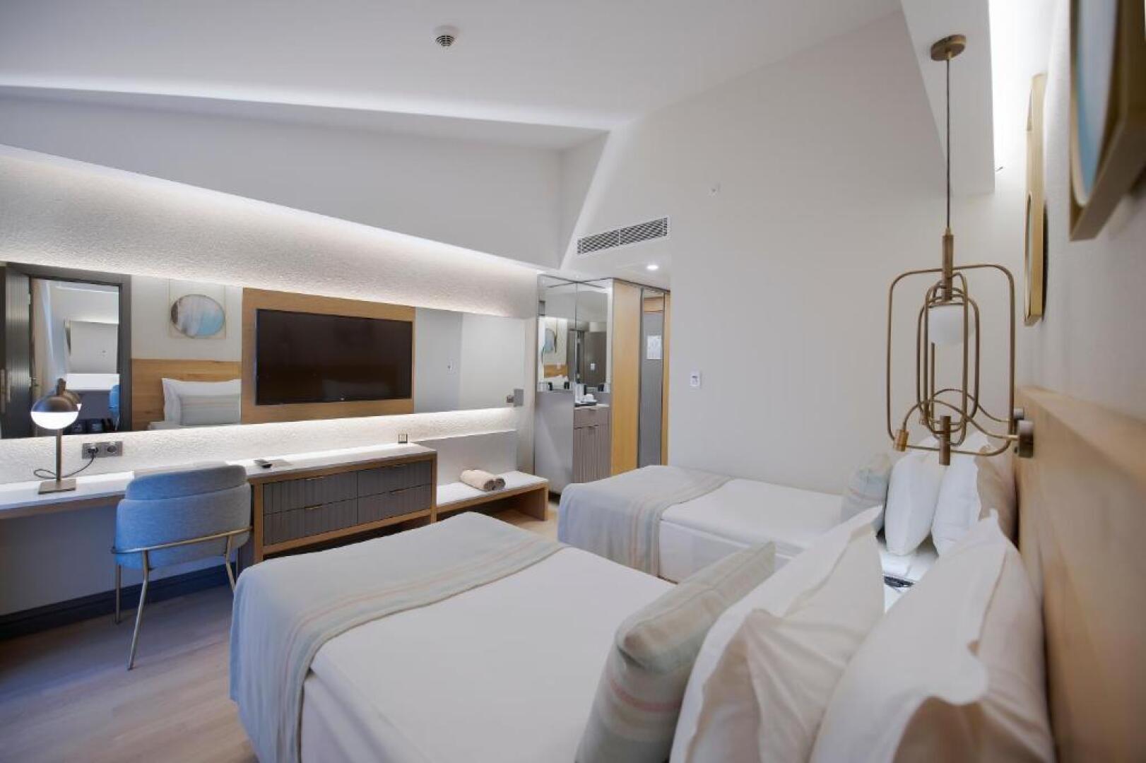 Miramare Beach Hotel