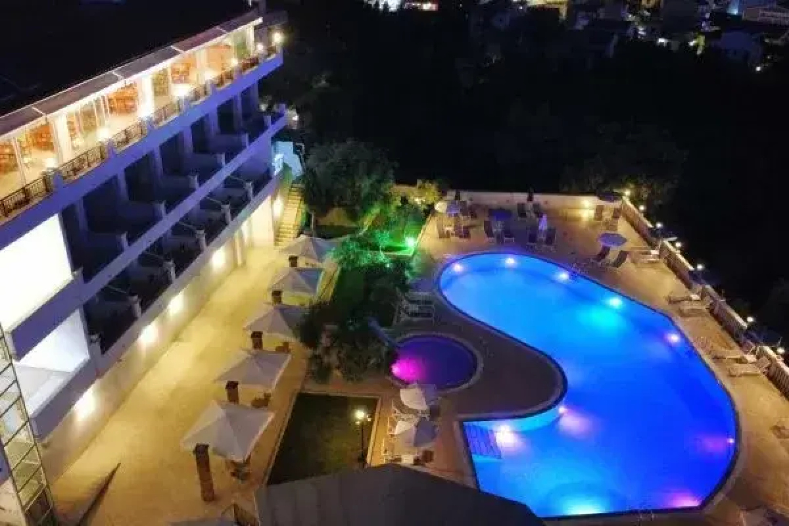 Aloha Hotel
