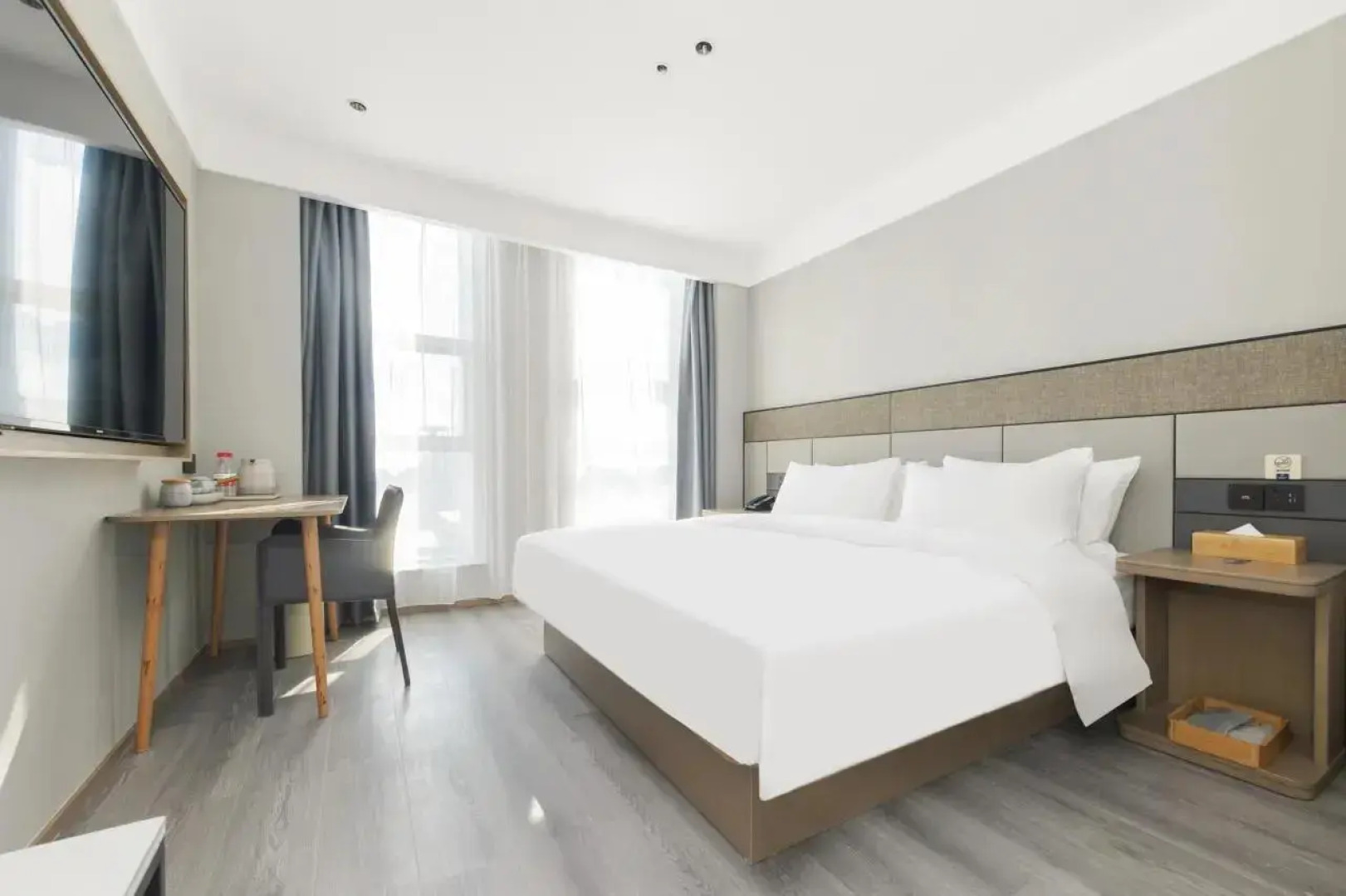 Xingcheng Hotel (Zhaoyuan Wenquan Road Branch)