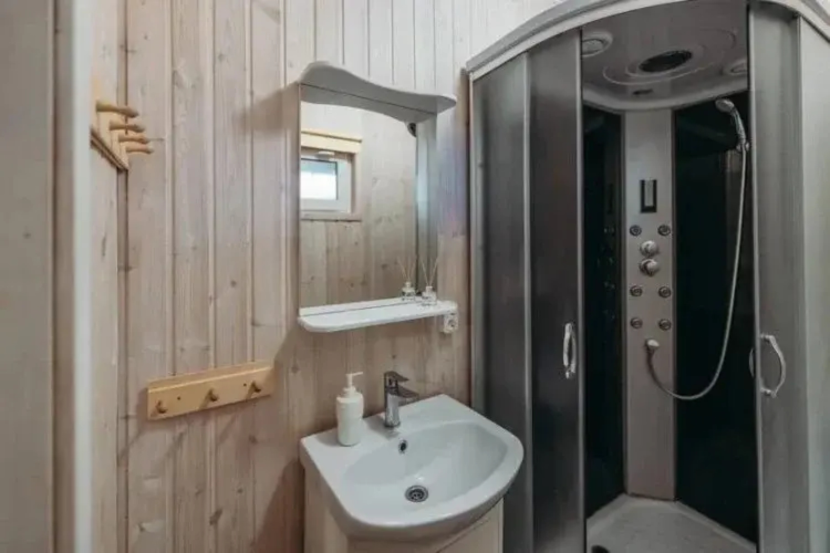 Holiday park Tri Ostrova