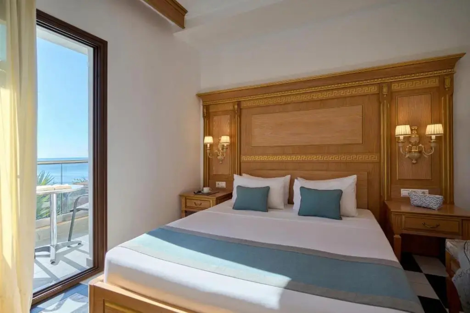 Evlogia Hotel Seafront & Annex by Greek Pride