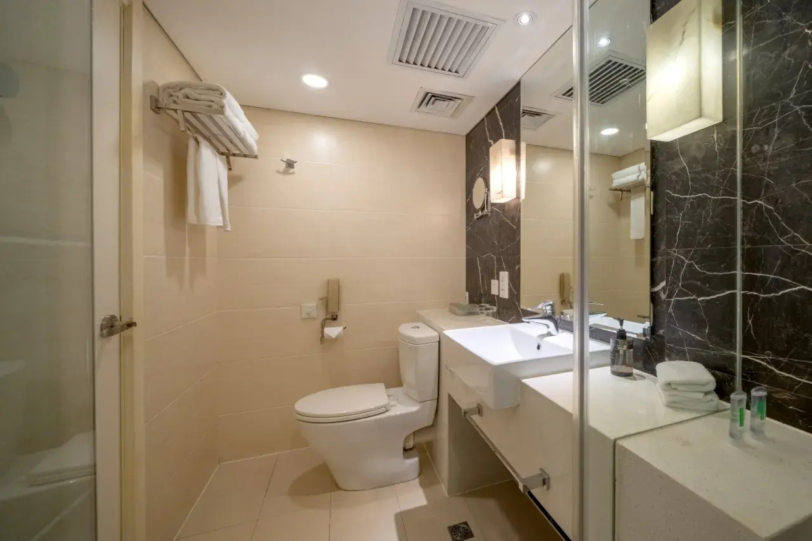 Wanda Holiday Hotel