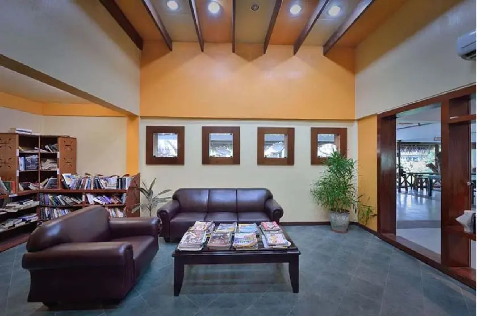 Velidhu Island Resort