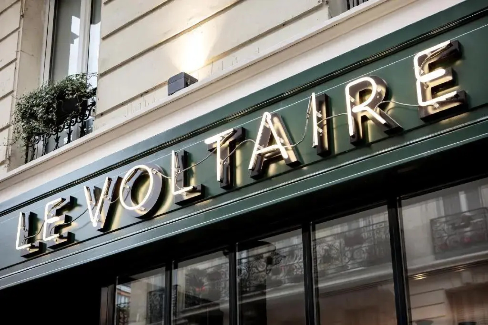 New Hotel le Voltaire