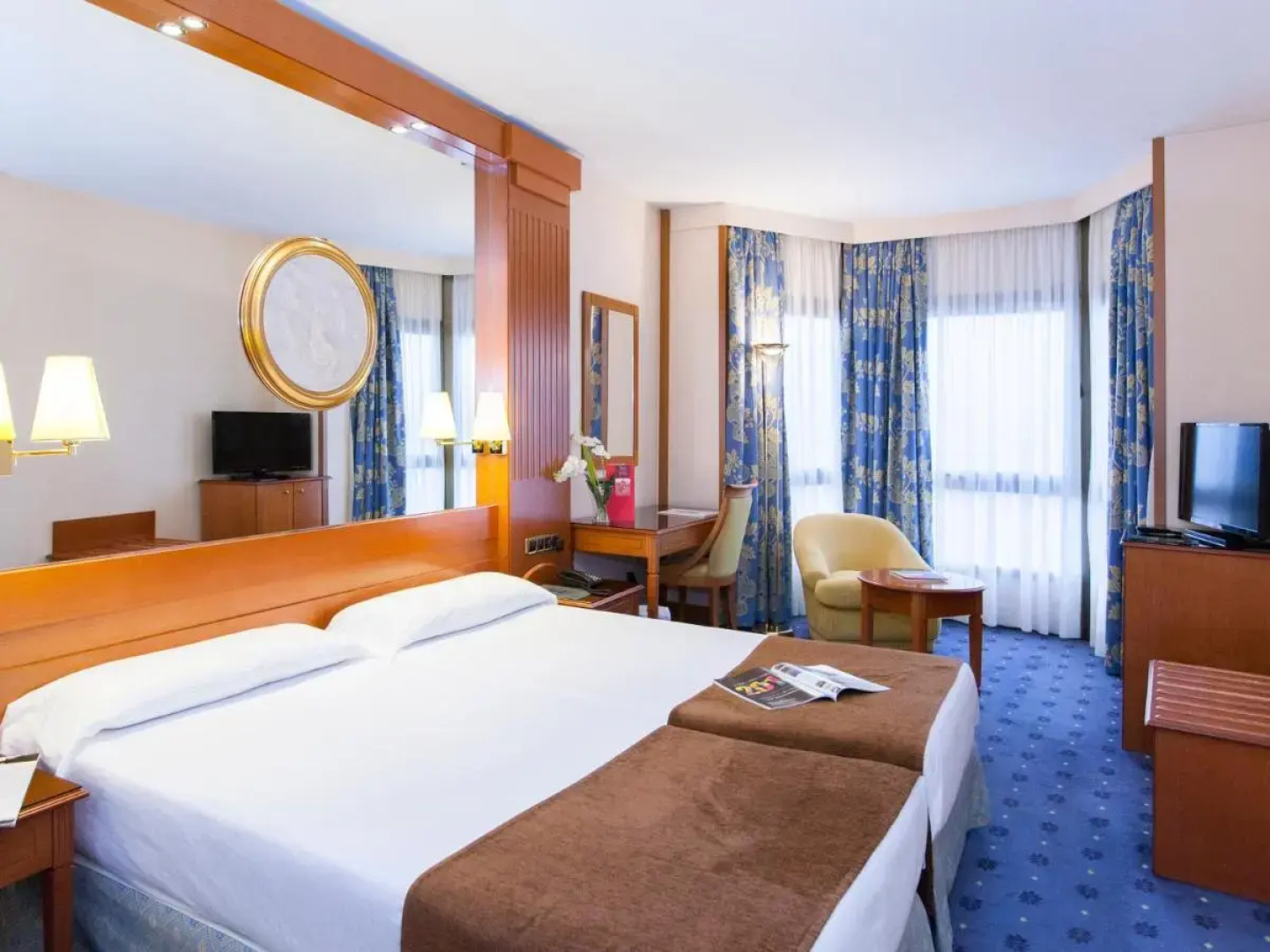 Hotel Los Bracos by Silken