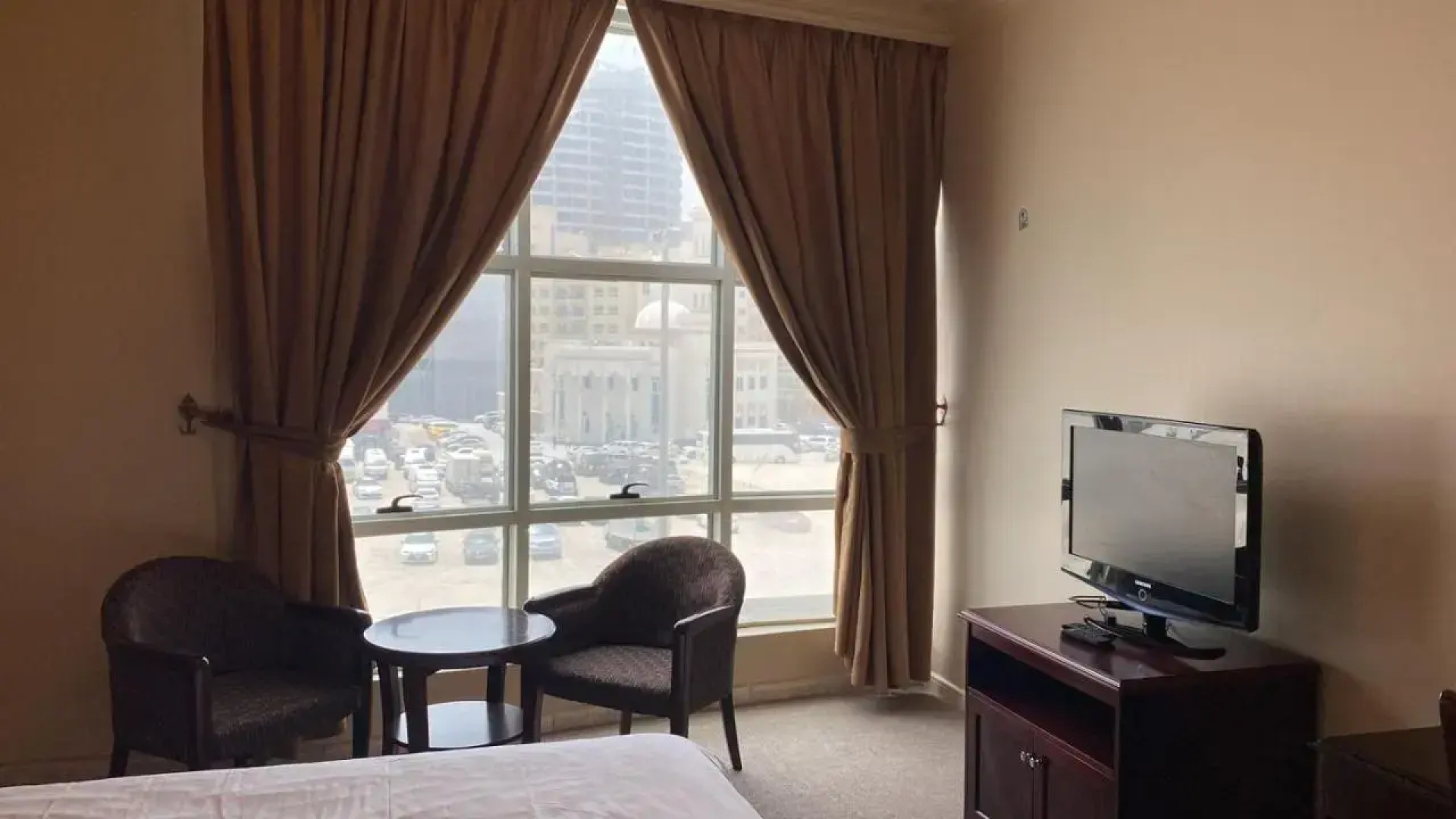 Al Bustan Hotel