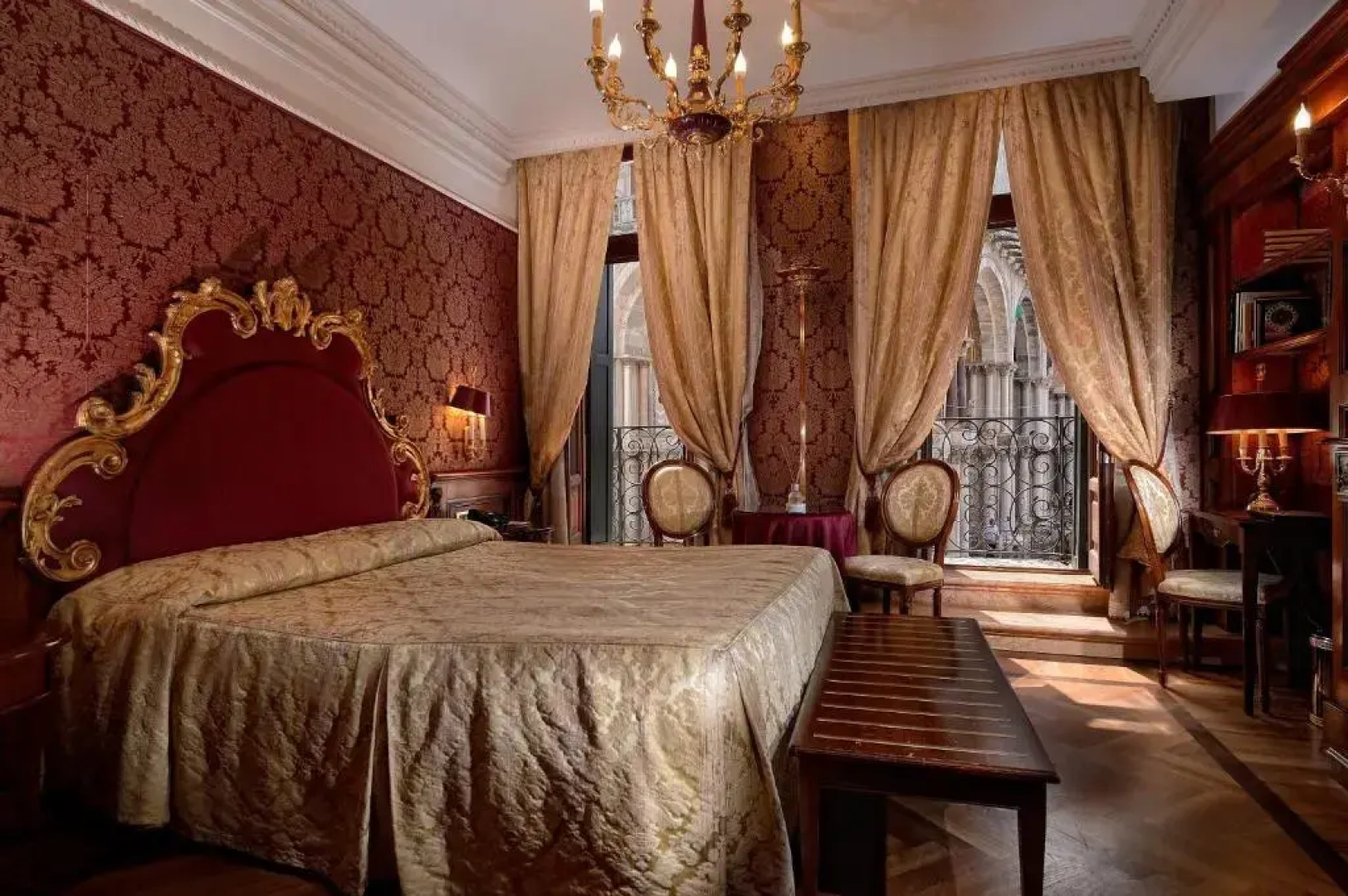 Bellevue Luxury Rooms – San Marco Luxury