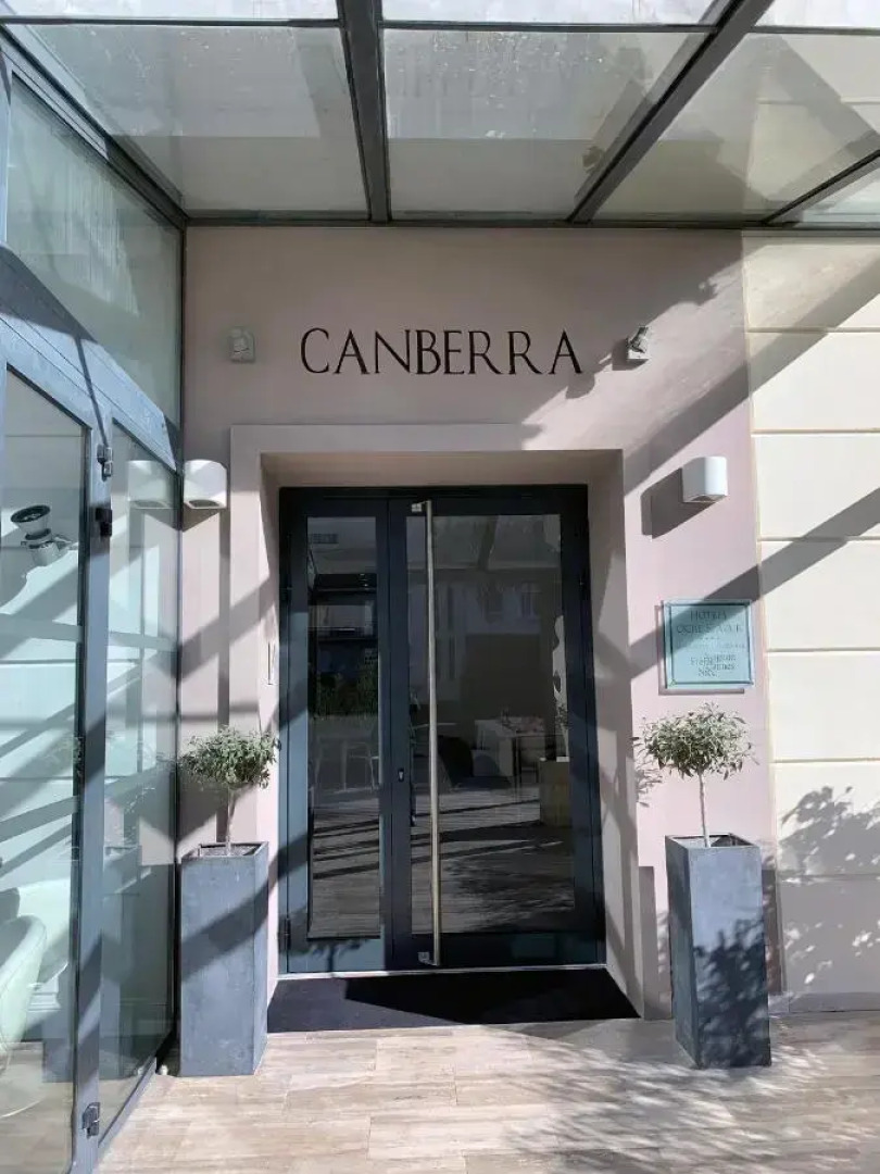 Hôtel Le Canberra