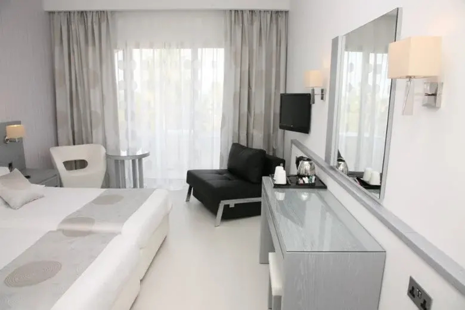 St. George Beach Hotel & Spa Resort